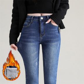 Calça Jeans Peluciada com Elastano