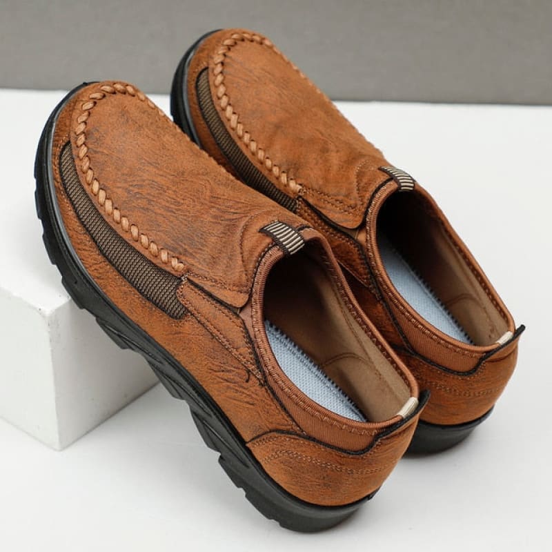 Tênis Masculino Slip on - LojasPacheco