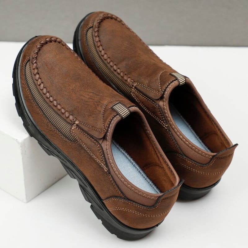 Tênis Masculino Slip on - LojasPacheco